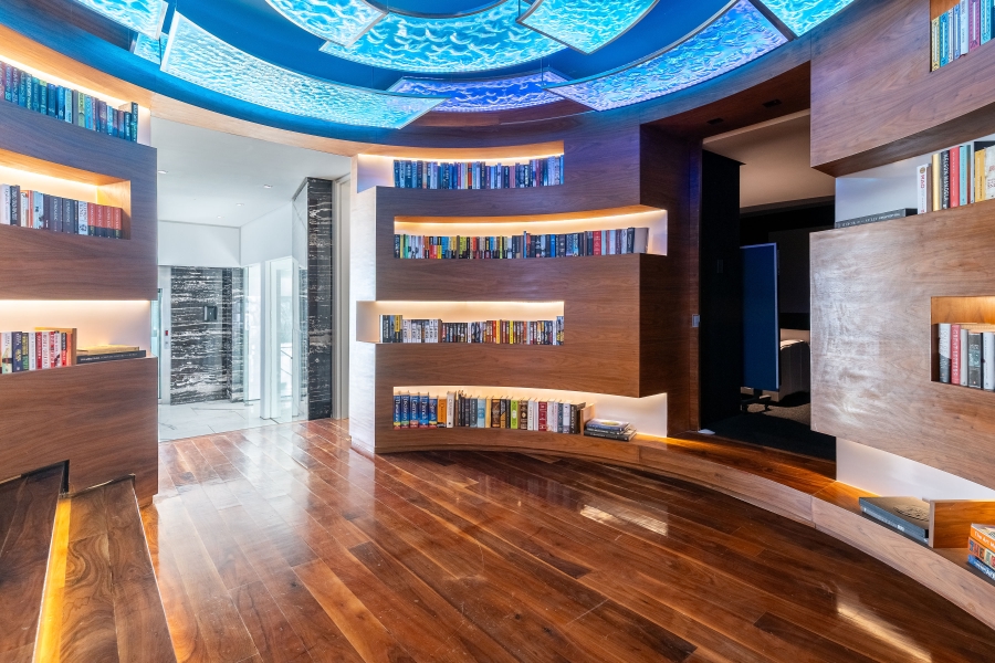 7 Bedroom Property for Sale in Clifton Western Cape